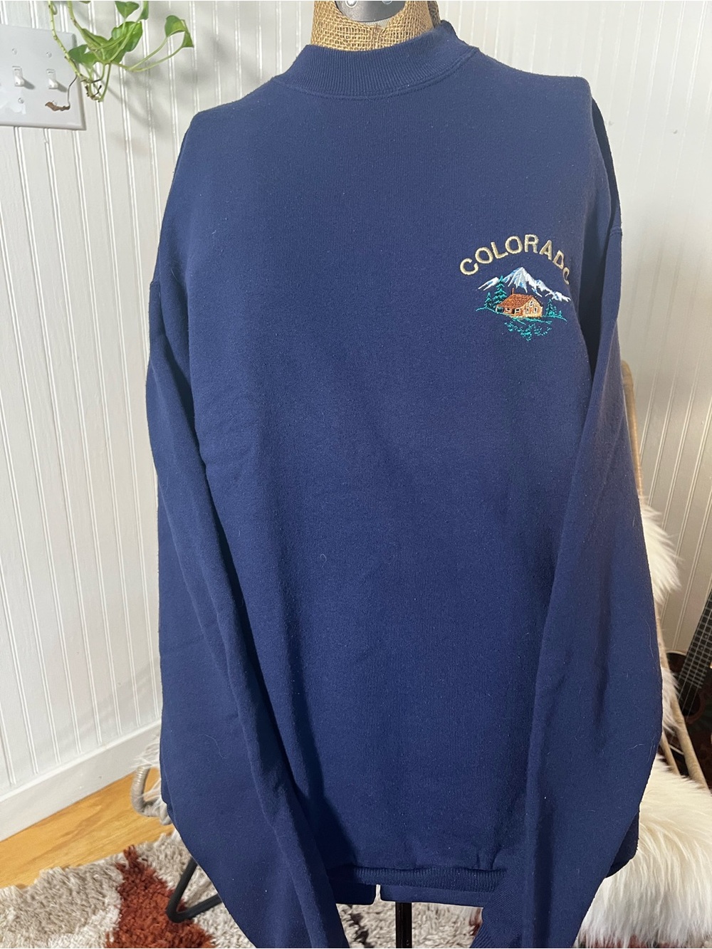 Vintage 1990s Colorado Embroidered Men's Navy Sweatshirt